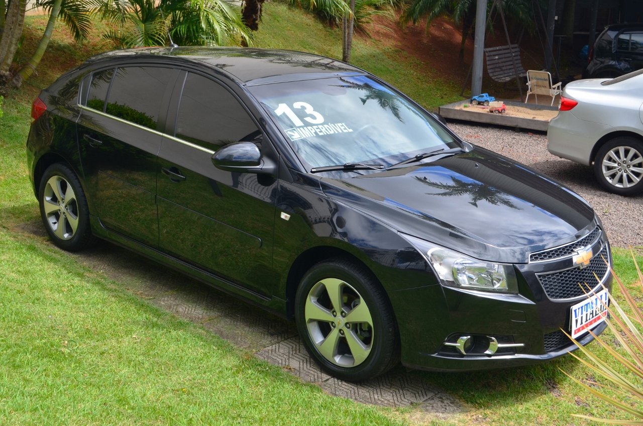 CRUZE HATCH SPORT LT 1.8 AT 2013