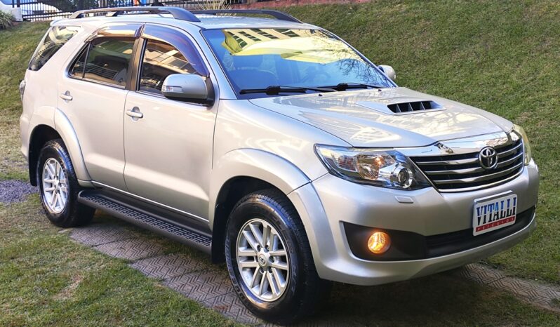 HILUX SW4 SRV 4X4 3.0 TB DIESEL AT 2013 completo