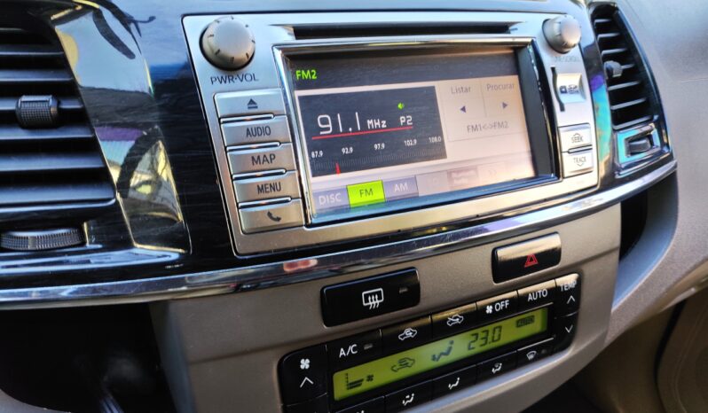 HILUX SW4 SRV 4X4 3.0 TB DIESEL AT 2013 completo