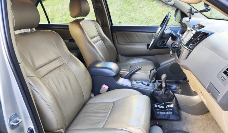 HILUX SW4 SRV 4X4 3.0 TB DIESEL AT 2013 completo