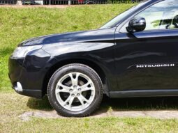 OUTLANDER 2.0 AT 2014